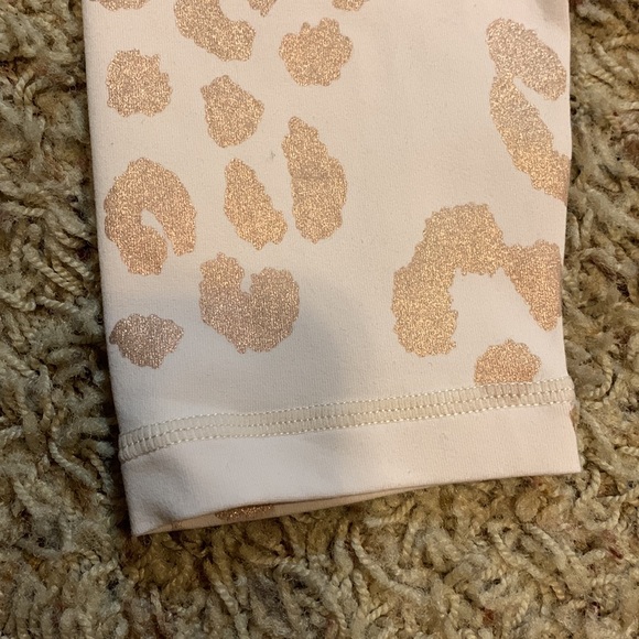 Spiritual Gangster Leggings Medium - Picture 3 of 4